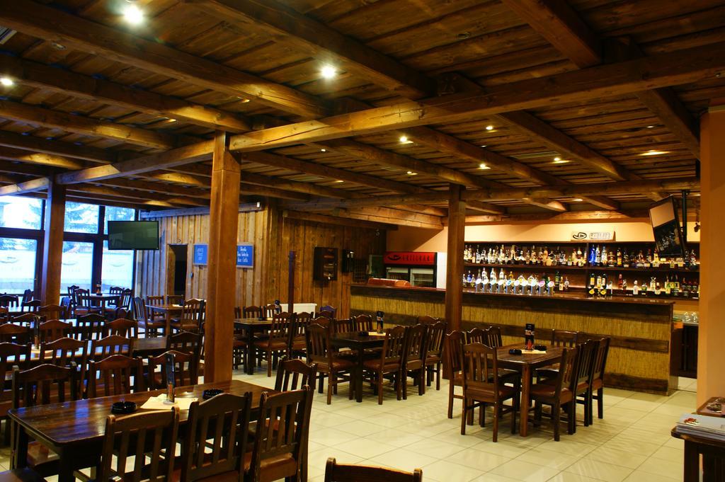 Grillbar Penzion&Restaurant Spišská Nová Ves Esterno foto